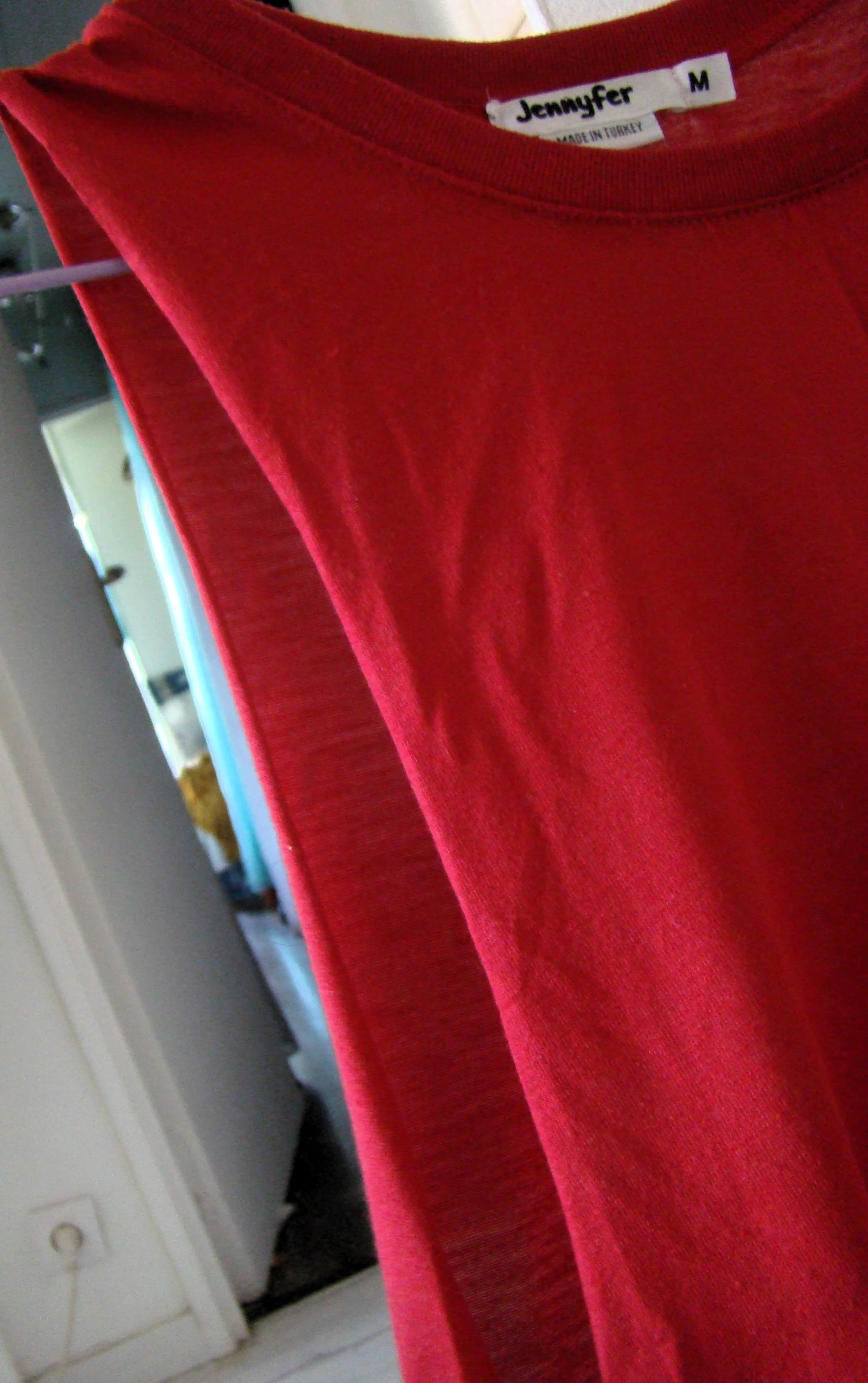 Blusa vermelha nova Jennyfer tamanho 38 sobre camiseta NOVA – photo 4